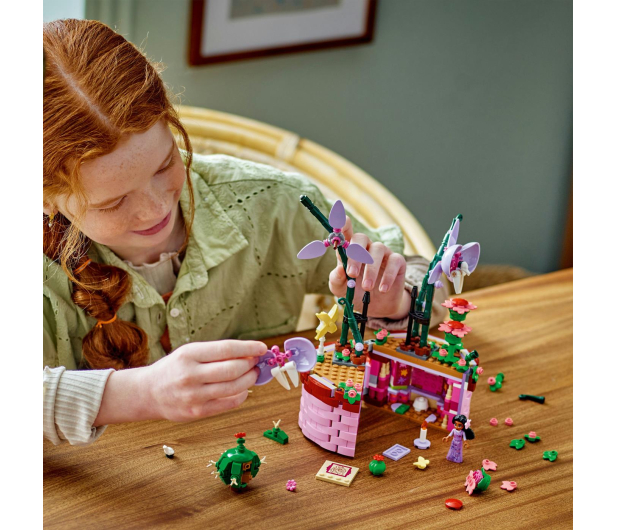 LEGO Disney 43237 Doniczka Isabeli - 1220592 - zdjęcie 12